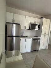1601 Meridian Ave in Miami Beach, FL - Building Photo - Building Photo