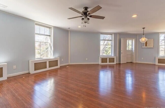 78 Marlborough St, Unit Suite #2 in Portland, CT - Building Photo - Building Photo