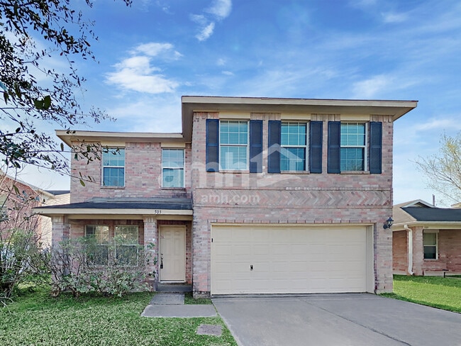 property at 503 Pine Cluster Ct