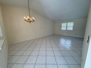 446 Knollwood Ct in Royal Palm Beach, FL - Building Photo - Building Photo