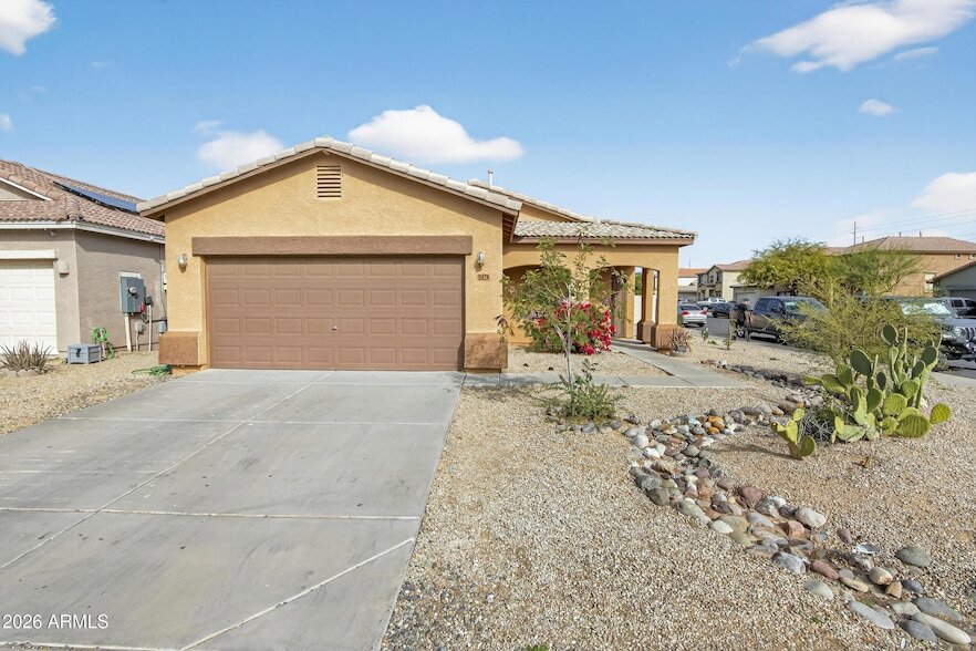 1476 E Avenida Grande in Casa Grande, AZ - Building Photo