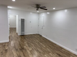 317 W 76th St in Los Angeles, CA - Building Photo - Building Photo