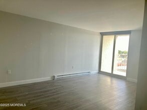 1000 River Rd in Belmar, NJ - Building Photo - Building Photo