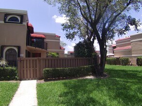 8116 Severn Dr in Boca Raton, FL - Building Photo - Building Photo