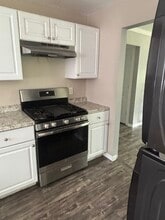 332 Old Loudon Rd in Latham, NY - Building Photo - Building Photo