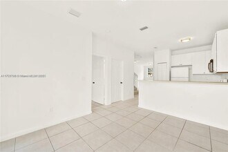 580 NE 21st Terrace in Homestead, FL - Building Photo - Building Photo