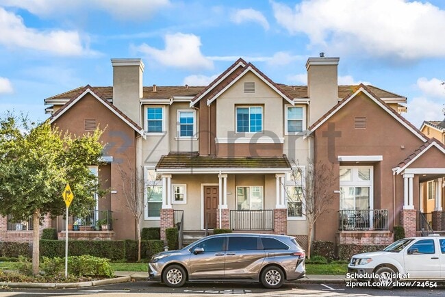 property at 1052 Green St