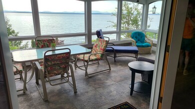 11 Point Cliff Dr, Unit ADKScreened-InPorch in Plattsburgh, NY - Building Photo - Building Photo