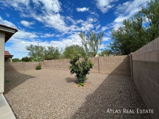 3478 W Sagebrush Hills Ct in Tucson, AZ - Building Photo - Building Photo