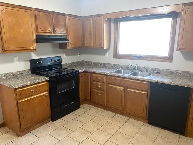 166 Harbet Ave NW in Cedar Rapids, IA - Building Photo - Building Photo