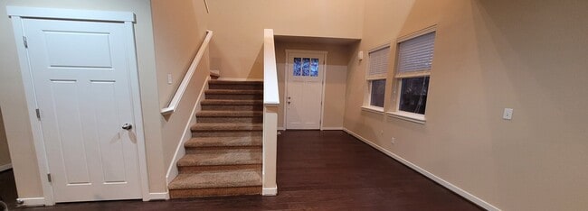 1306 89th Ave SE in Tumwater, WA - Foto de edificio - Building Photo