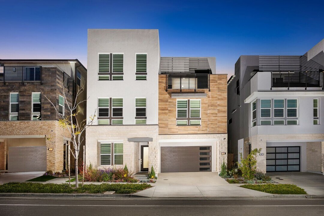 478 Sycamore Dr in Montebello, CA - Foto de edificio