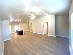 1826 137th St in Lubbock, TX - Building Photo - Building Photo