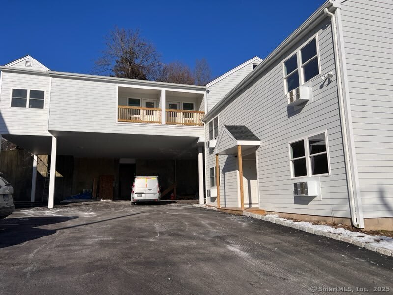 9 Hamilton Ave in Norwalk, CT - Building Photo