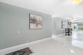 1837 16th Ave N in Lake Worth Beach, FL - Building Photo - Building Photo