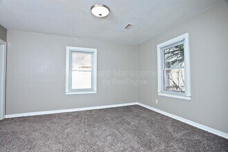 2006 S Emporia St in Wichita, KS - Building Photo - Building Photo