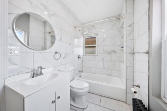30-33 87th St in Queens, NY - Building Photo - Building Photo