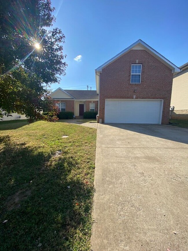 property at 3463 Oak Creek Dr