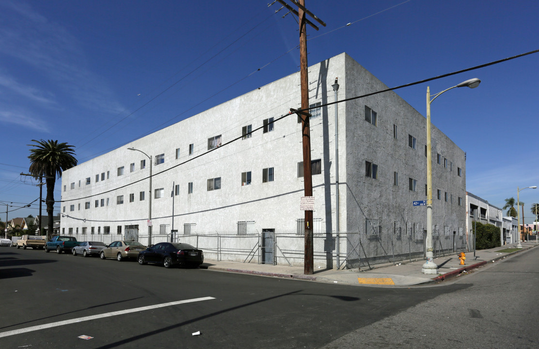 4169 Main St in Los Angeles, CA - Building Photo