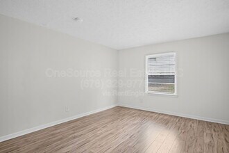 3777 Crosby Dr NW in Atlanta, GA - Building Photo - Building Photo