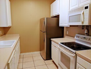 588 Brantley Terrace in Altamonte Springs, FL - Building Photo - Building Photo