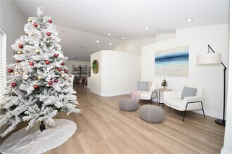 794 San Remo Dr in Weston, FL - Building Photo - Building Photo