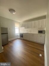 913 N 15th St in Philadelphia, PA - Building Photo - Building Photo