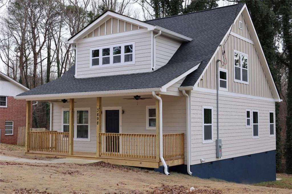 3898 King Arthur Rd SW in Atlanta, GA - Building Photo