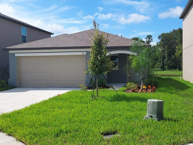 1611 Yellow Trl, Unit A in Lakeland, FL - Foto de edificio