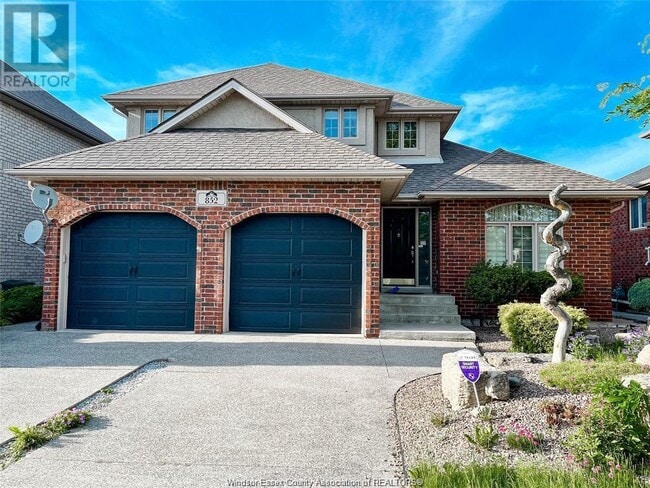 property at 852 Massimo Crescent