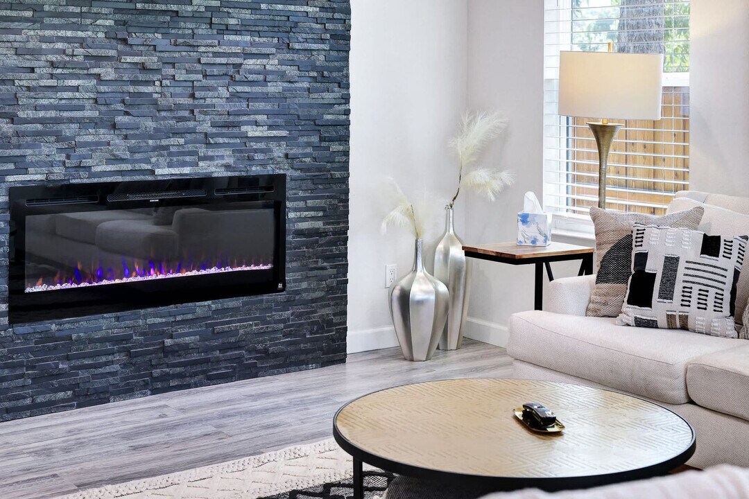 1214 Hays St in San Antonio, TX - Building Photo