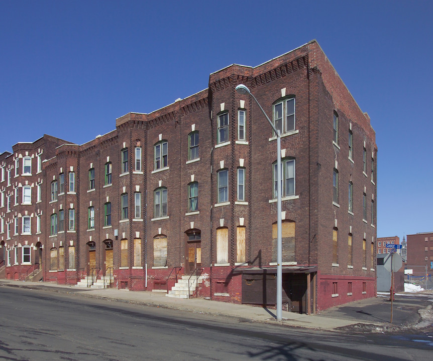 115-119 Cabot St in Holyoke, MA - Building Photo