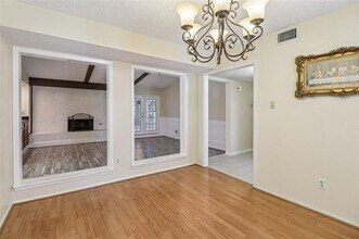 2622 Briar Hill Dr in Carrollton, TX - Building Photo - Building Photo