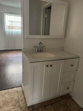 10030 Alondra Blvd, Unit 14 in Bellflower, CA - Foto de edificio - Building Photo