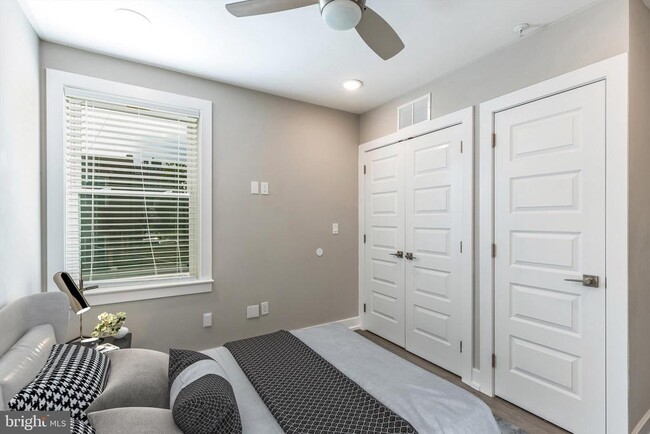 property at 1519 N Stillman St