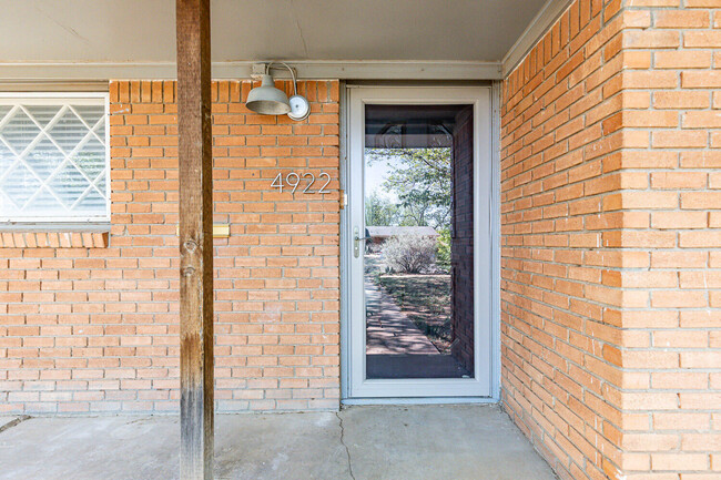 4922 12th St in Lubbock, TX - Building Photo - Building Photo