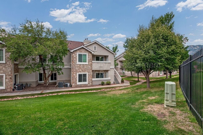 3890 Strawberry Field Grove in Colorado Springs, CO - Building Photo - Building Photo