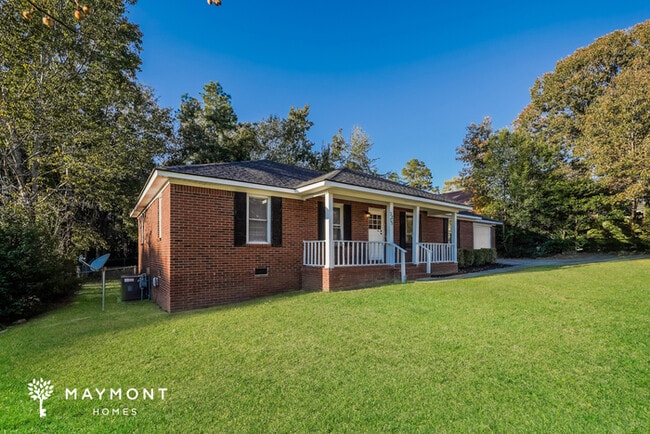 3815 Crest Dr in Hephzibah, GA - Building Photo - Building Photo