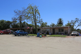 1285 Tuttle Ln in El Cajon, CA - Building Photo - Building Photo