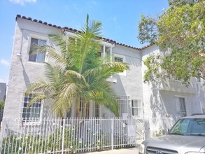 5613 Virginia Ave in Los Angeles, CA - Building Photo - Building Photo