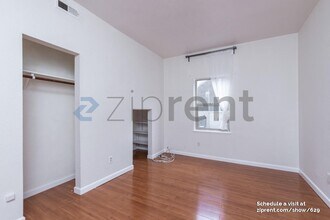 896 31st St in Oakland, CA - Building Photo - Building Photo
