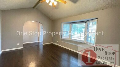 1312 SW Highland Dr in Lee's Summit, MO - Building Photo - Building Photo