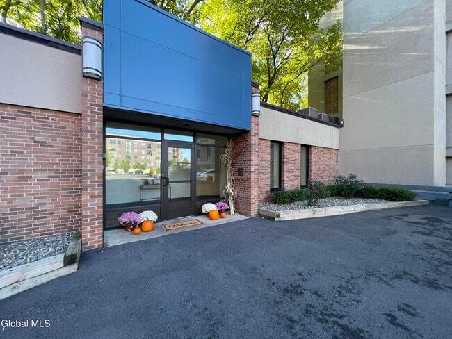 192 Erie Blvd in Schenectady, NY - Building Photo - Building Photo