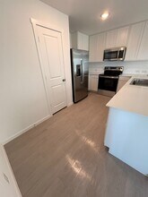 240 Pacific Waters in Seguin, TX - Foto de edificio - Building Photo