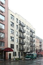 The Henry in New York, NY - Building Photo - Building Photo