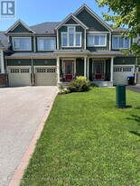 46 Sandy Coast Crescent in Wasaga Beach, ON - Building Photo