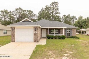 113 Hawthorne Dr in Long Beach, MS - Building Photo