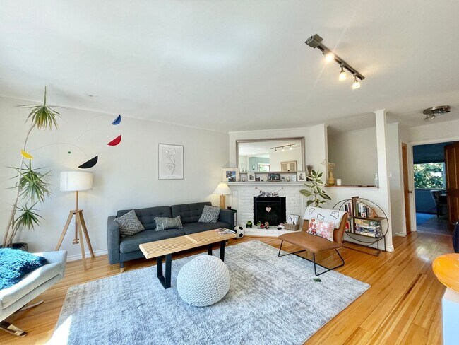 11 Brewster St in San Francisco, CA - Building Photo - Building Photo