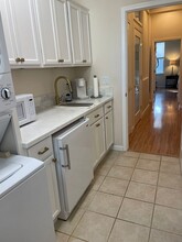 4833 Verena Ln in Sacramento, CA - Foto de edificio - Building Photo