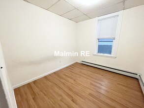 1572 Tremont St, Unit 1 in Boston, MA - Building Photo - Building Photo